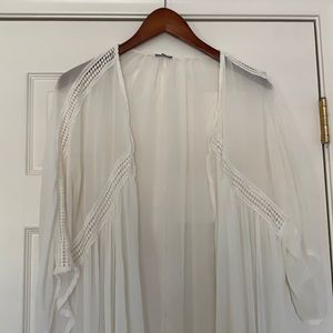 Sheer duster